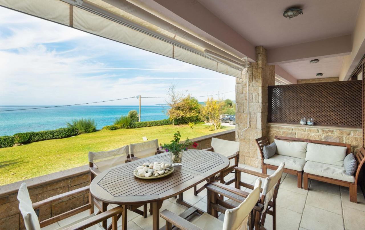 Seagrove, Beachfront Villa In Possidi #Feelslikehome Skála Foúrkas 外观 照片